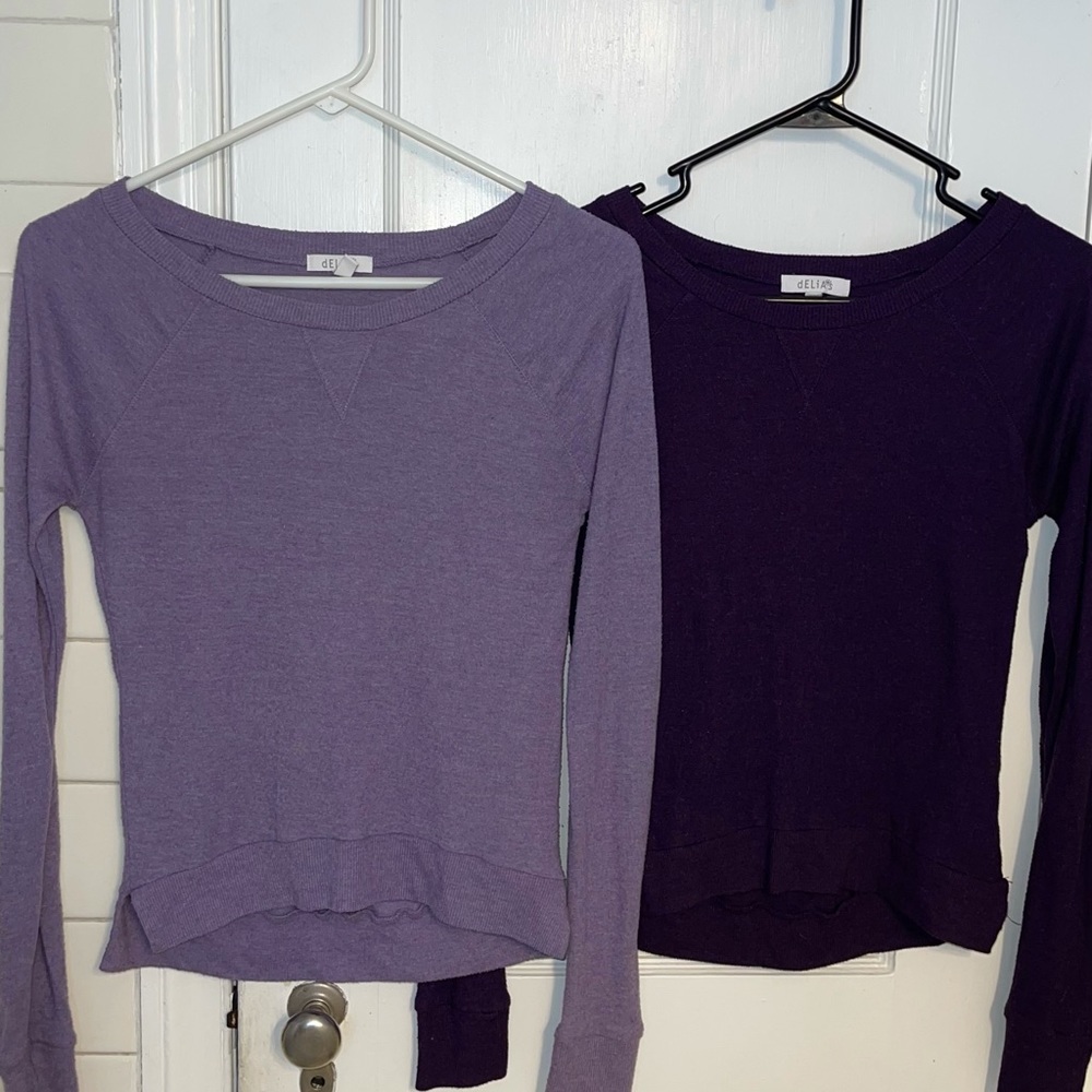 DeLia’s vintage light weight sweaters